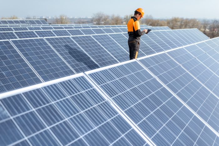 Energiecrisis brengt vergunning hernieuwbare energie binnenkort tijdelijk in stroomversnelling